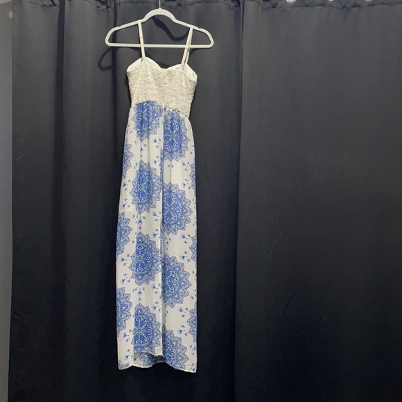 Dress! - Picture 5 of 9